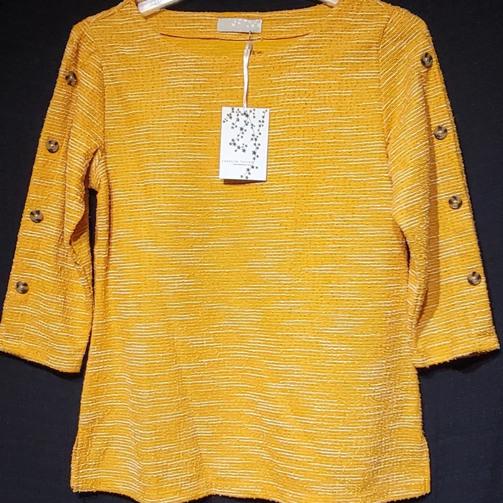 Carolyn Taylor knit texture 3/4 sleeves. Size not to found
